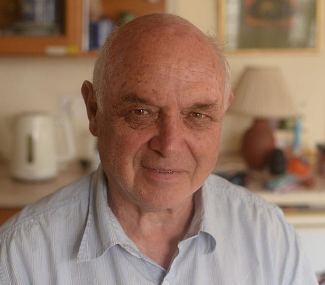 Robert Berold Profile Image 01